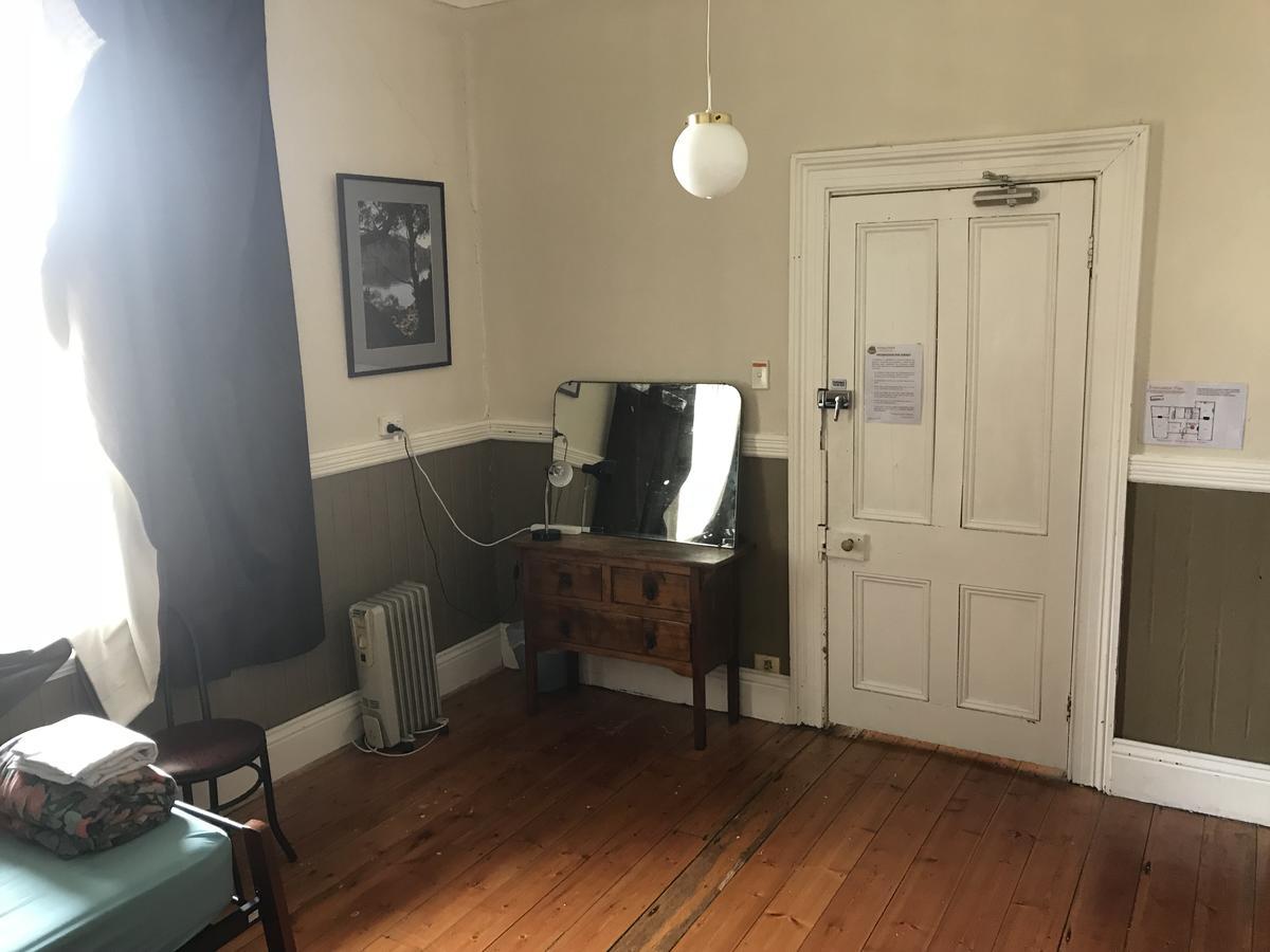 Arthouse Hostel Лонсестон Экстерьер фото