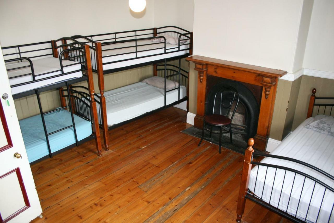 Arthouse Hostel Лонсестон Экстерьер фото